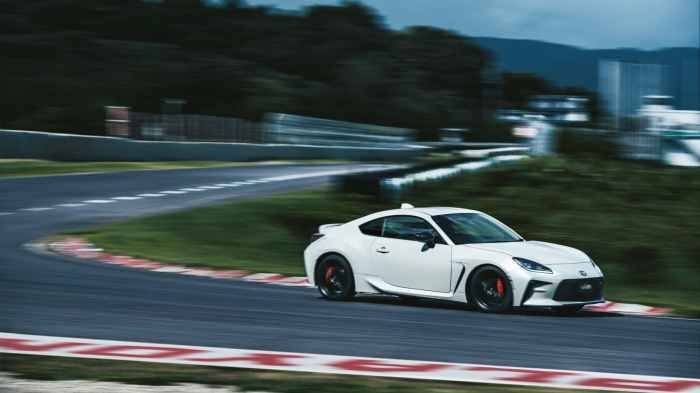 Best Car Toyota GR86 YouTube reviews to watch in 2025